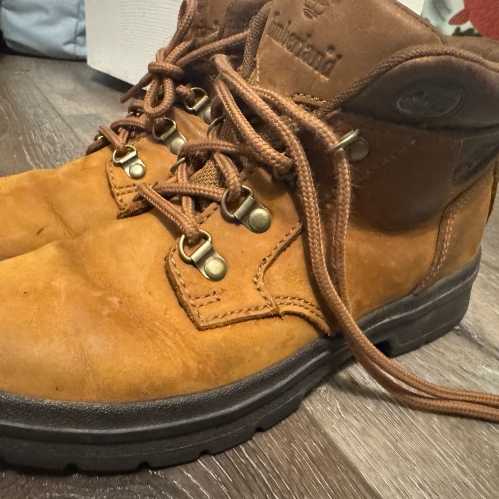Timberland Tan Leather Hiking Boots Size 8-Vintage